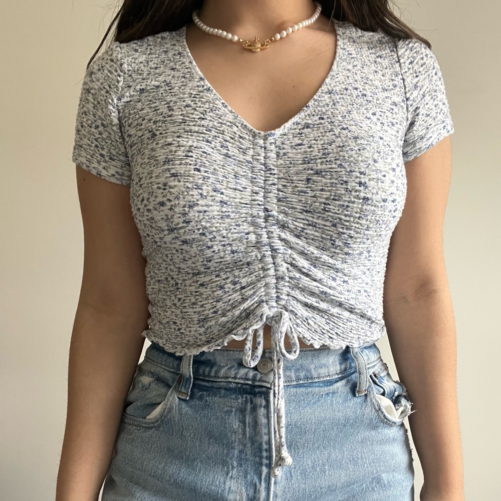 Hollister Cinch-front floral top